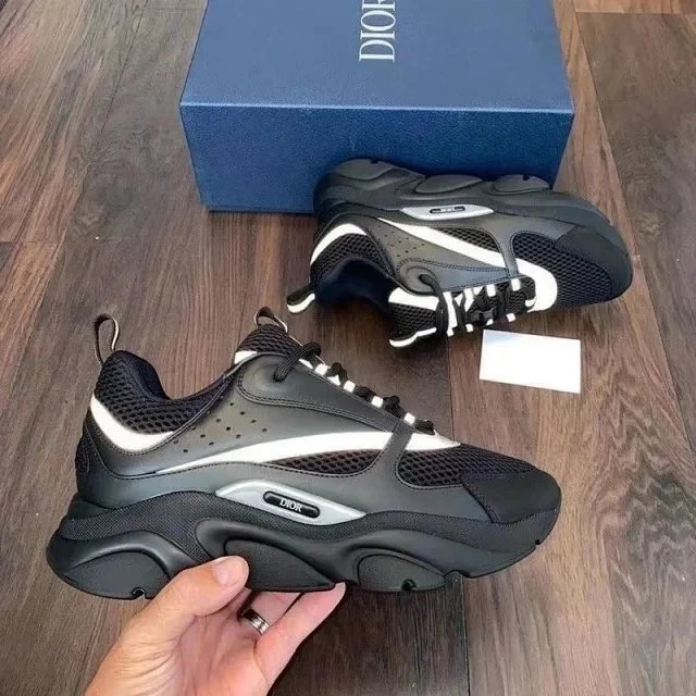 时尚鞋子